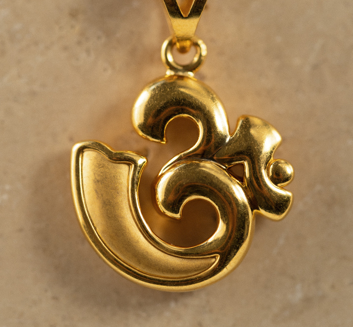 Om Pendant
