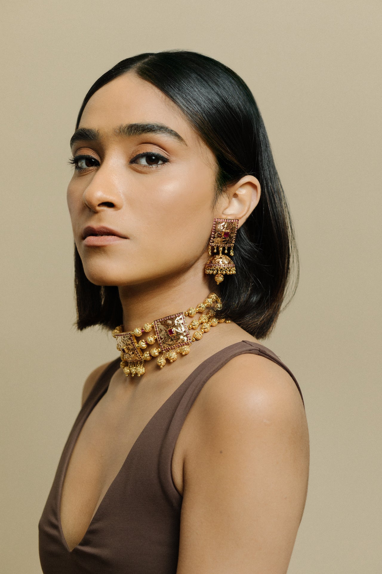 Hansni Ruby Choker & Earrings