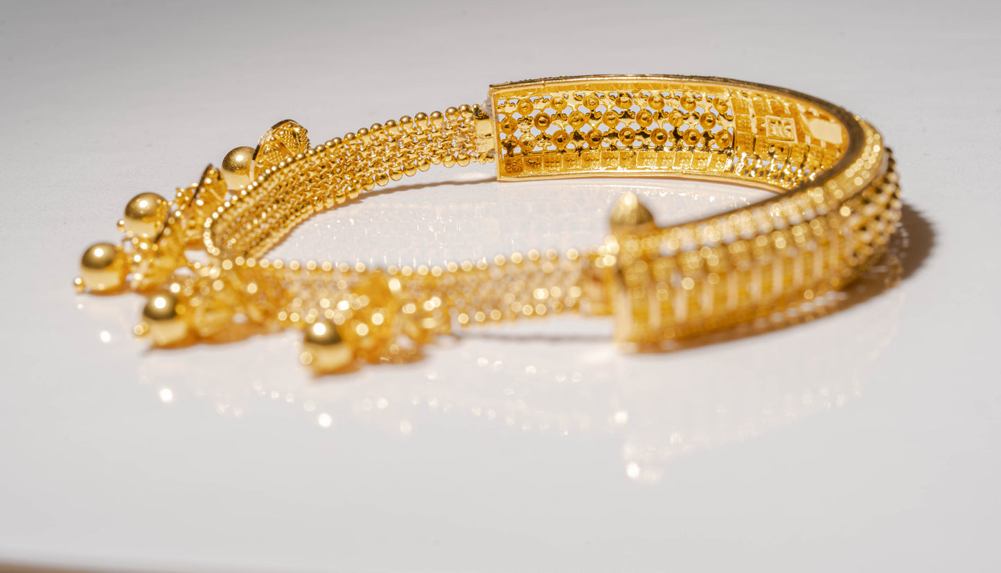 Sahar Sway Pair of Kadas in 22k Gold