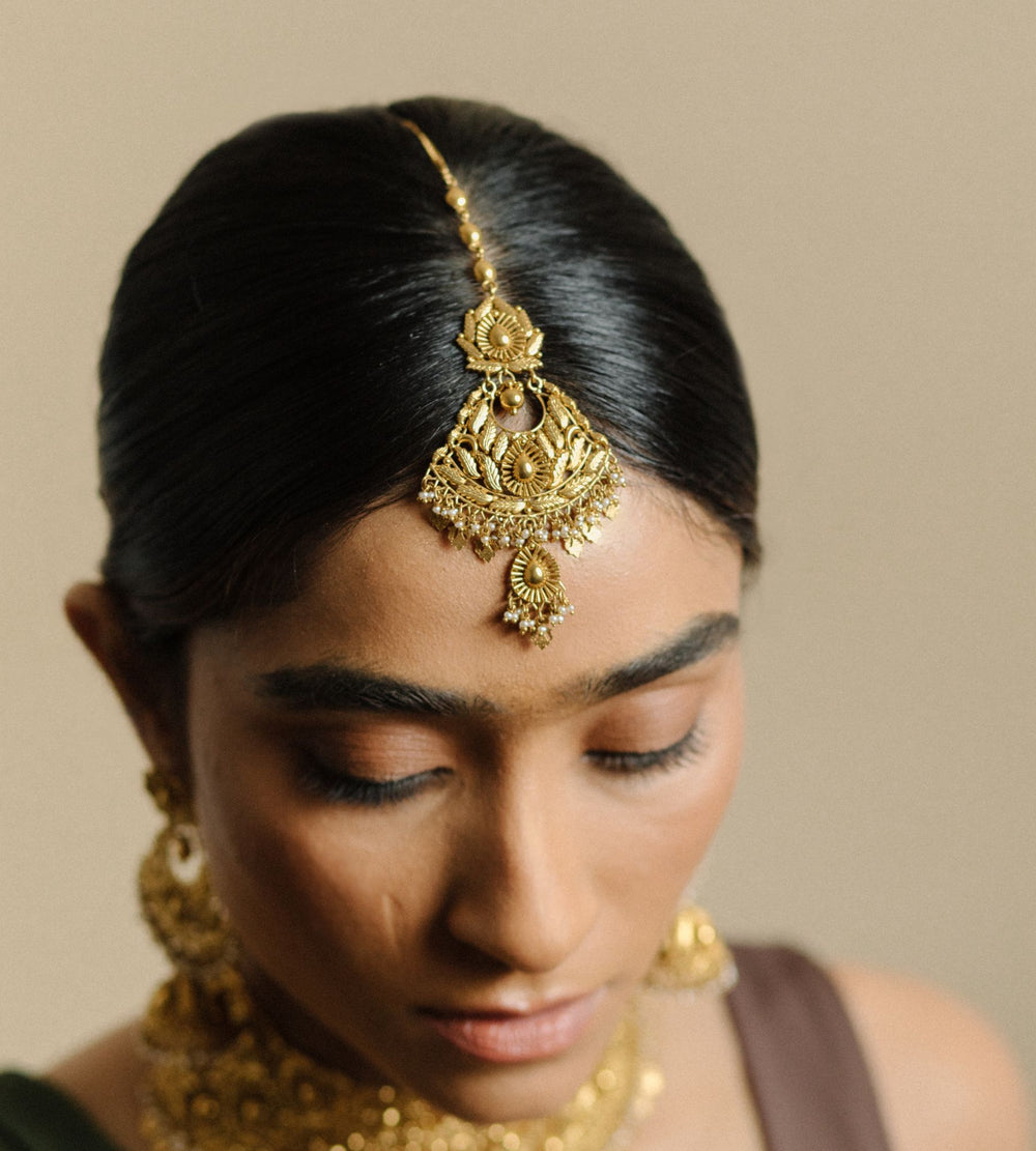 Neha Full Bridal Set with Choker, Earrings and Necklace