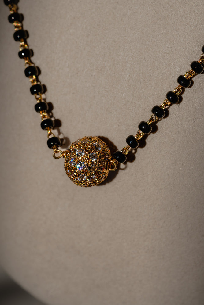 Mangalsutra on sale sar design