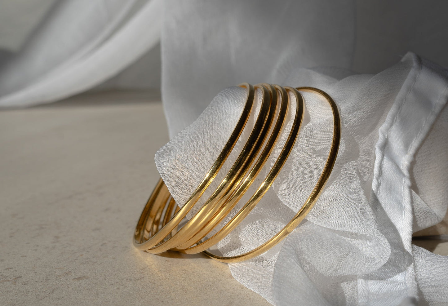 Thin bangles store